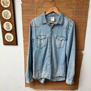 Western Pearl Snap Button Denim Shirt